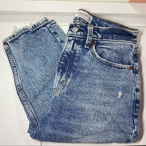 Abercrombie light acid watch jeans